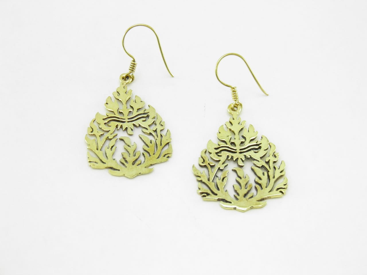 Earrings recycled brass - Traditional pattern