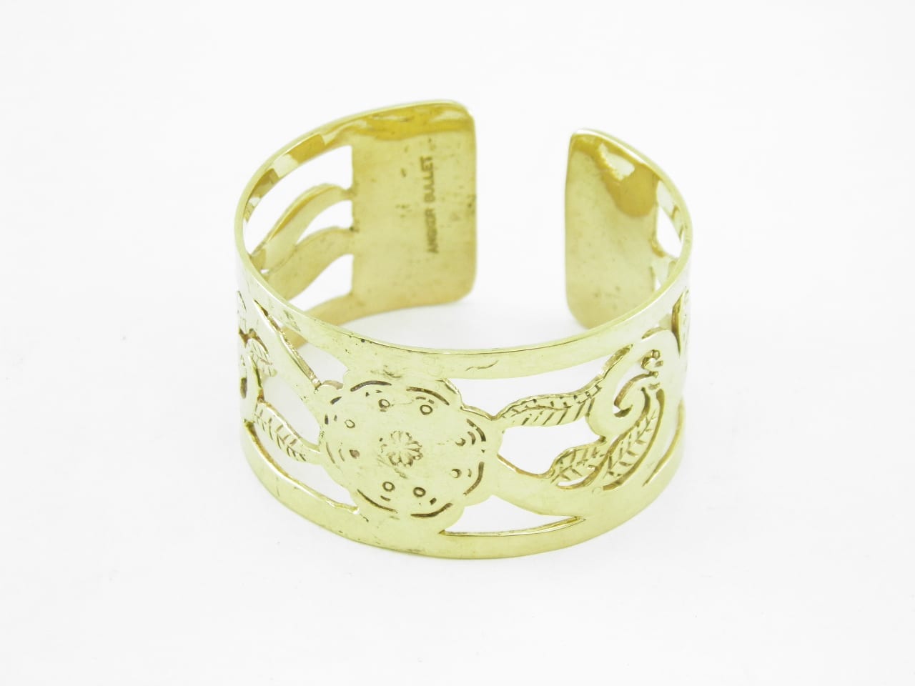 Recycled brass Bracelet - Traditional pattern