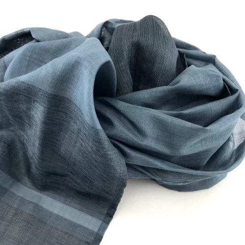 Foulard Bleu Ciel – Essentiel