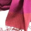 Foulard Soie Élégant Petit – Fuchsia / Rouge - détail