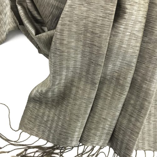 Elegant – Silk Shawl – Greige - Detail